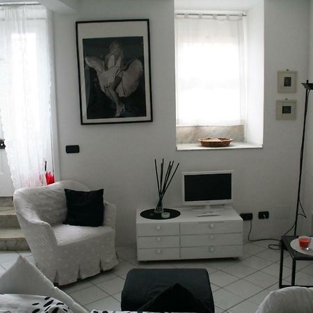 Casetta Bianca Sul Mare โบลยาสโค ภายนอก รูปภาพ