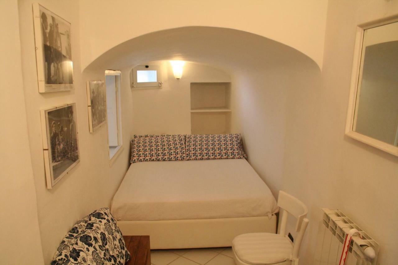 Casetta Bianca Sul Mare โบลยาสโค ภายนอก รูปภาพ